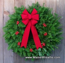 The Bows-n-Berries Maine Christmas Wreath